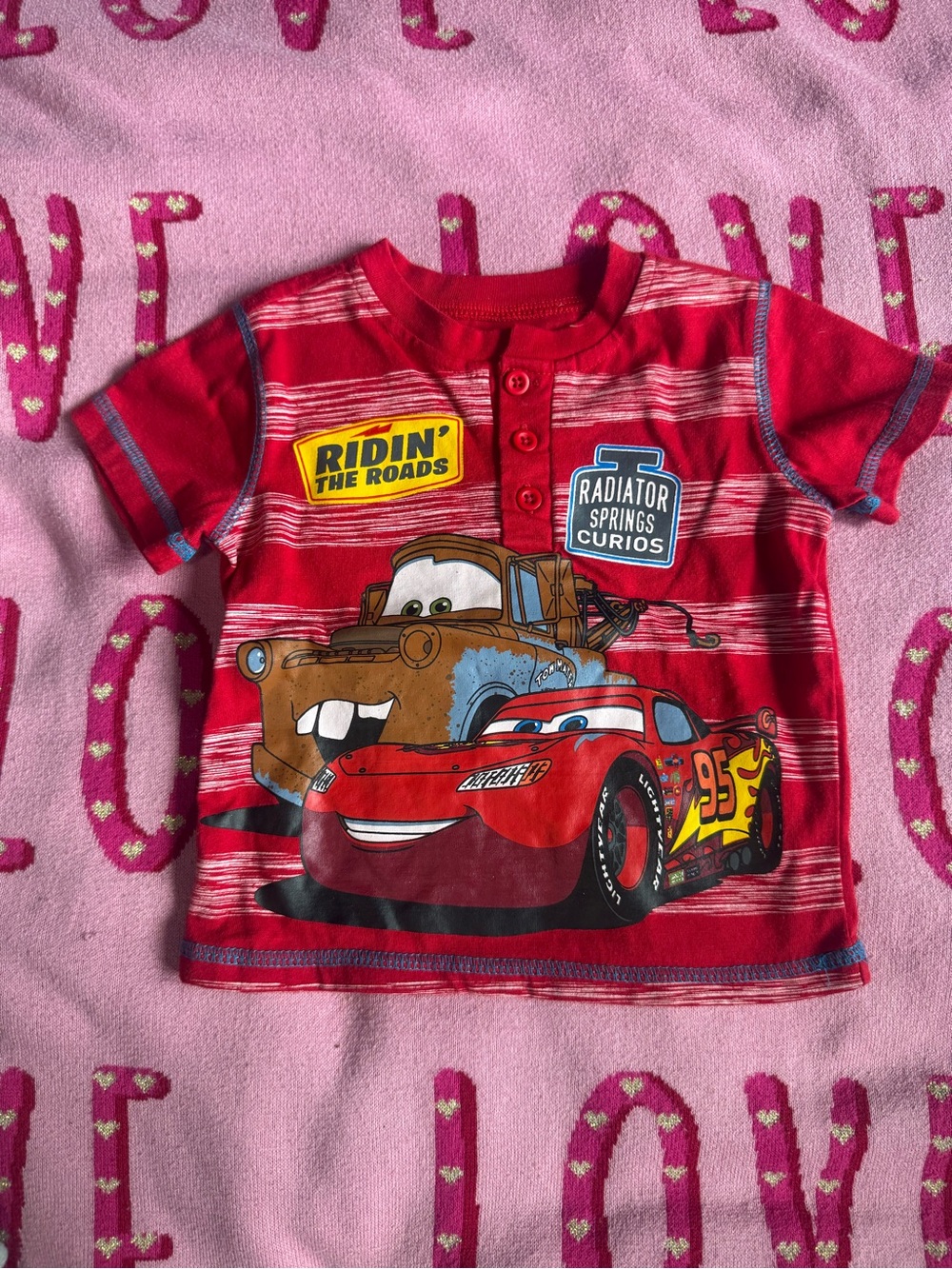 Disney/Pixar Cars Lightning McQueen & Tow Mater Red Short Sleeve Tee